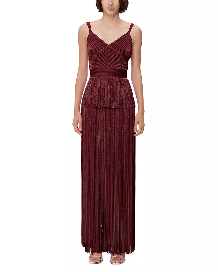 Herv&eacute; L&eacute;ger, The Holly Gown