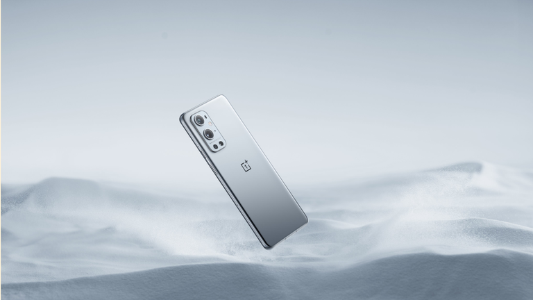 OnePlus 9 Pro in Morning Mist