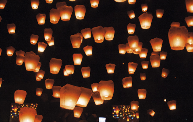 sky-lantern3.jpg