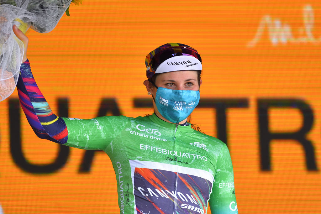 Elise Chabbey overcomes crash to take Giro d'Italia Donne mountains ...