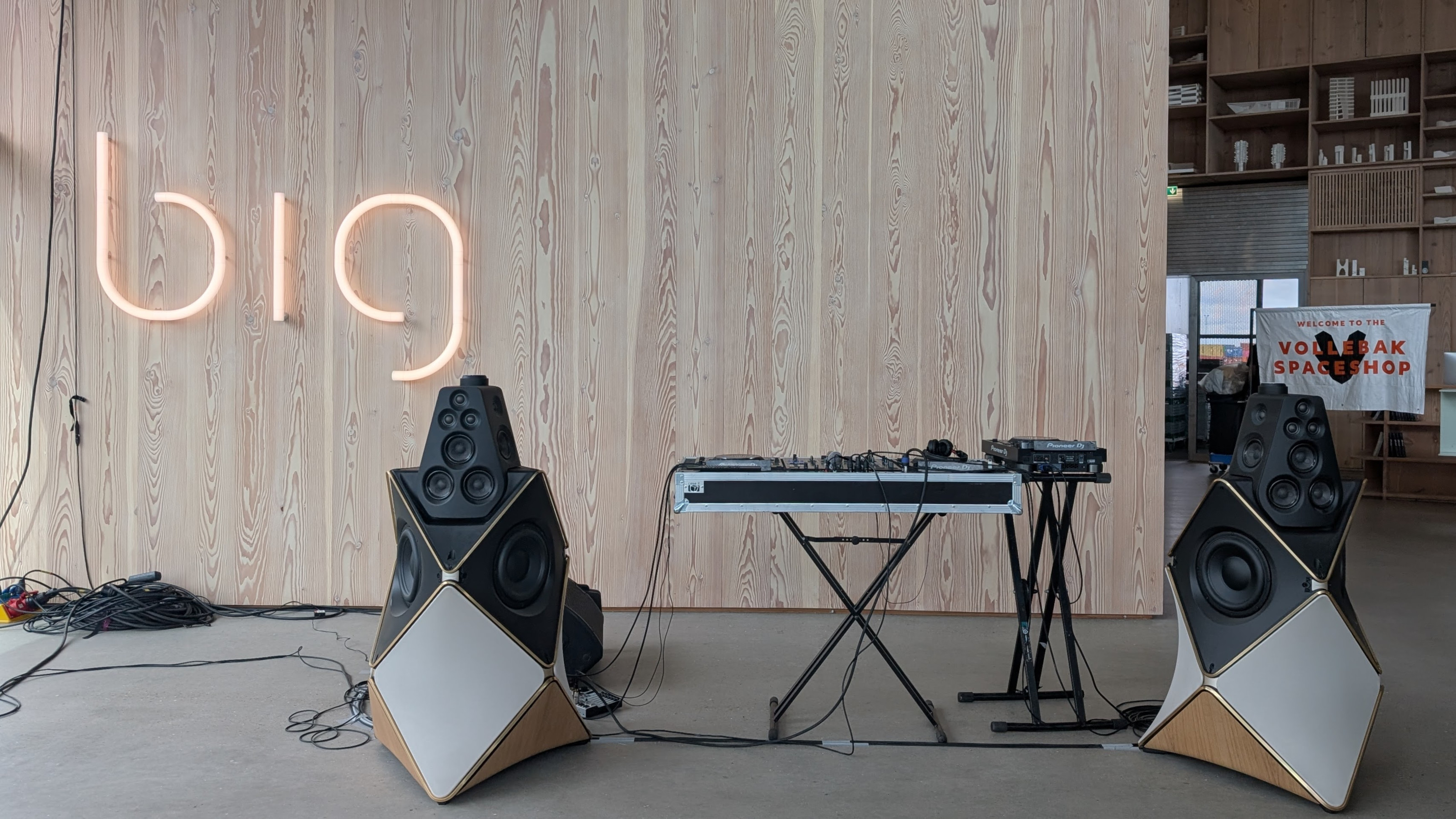 Decks appeal: a pair of Beolab 90 speakers bolster the Spaceshop's output