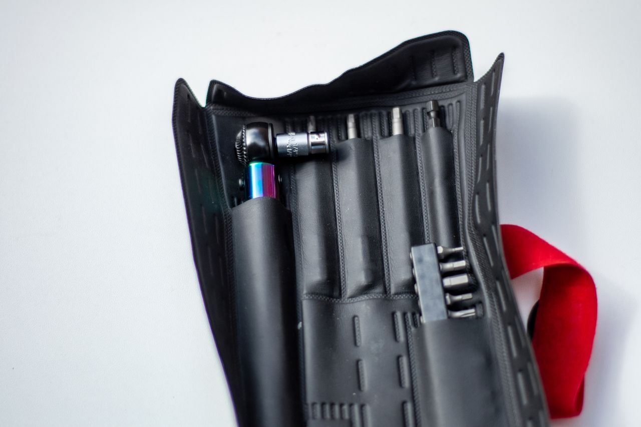An Effetto Mariposa Giustaforza 1-15 Pro Evo torque wrench tool wrap