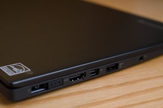ThinkPad X1 Carbon 2014 - Lef Side