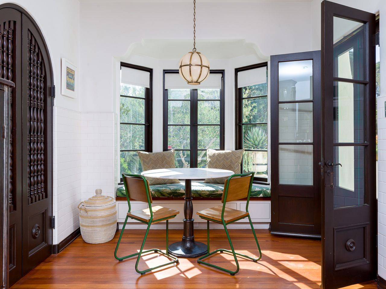 Jesse Tyler Ferguson house Modern Family star sells to DiCaprio