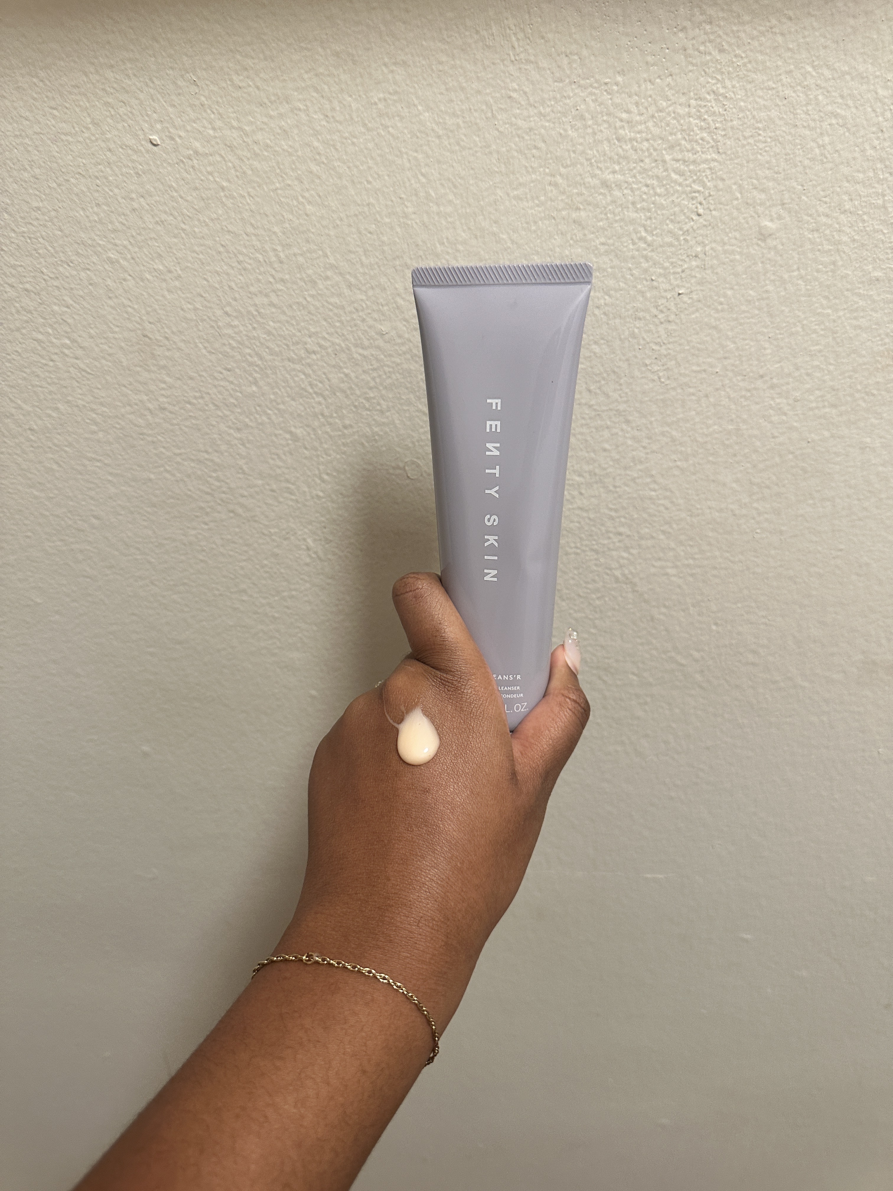 Ariel Baker testing the Fenty Beauty Total Cleans'r Remove-It-All Cleanser