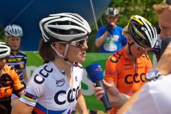 Maja Wloszczowska speaks to the media