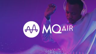 Logo MQair sur fond violet avec mixage DJ