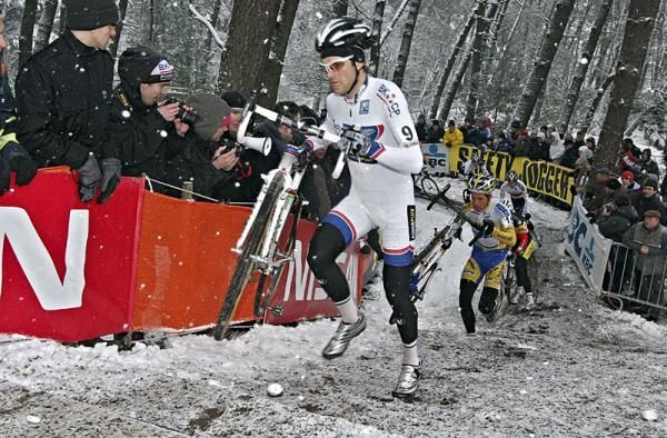 Niels Albert in his snowy white World Cup leader's kit