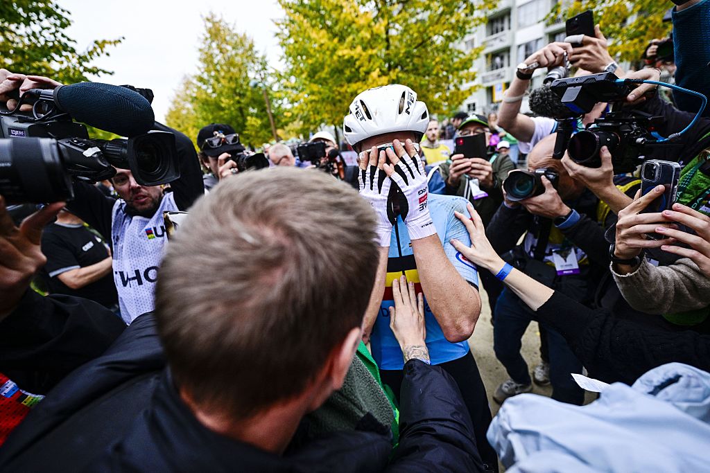 Belgian Florian Vermeersch celebrates after winning the men elite race at the UCI World Gravel Championships, Sunday 12 October 2025, in Maastricht, The Netherlands. BELGA PHOTO DIRK WAEM (Photo by DIRK WAEM / BELGA MAG / Belga via AFP)