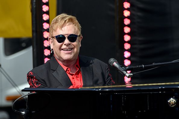 Putin to meet with Elton John to discuss gay rights. 