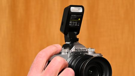 Viltrox Vintage Z2 mini-flash product shot