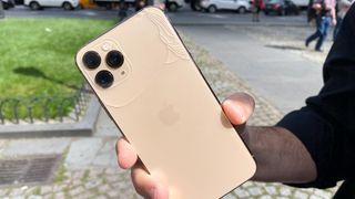 iphone 11 pro drop test round 3 cracked back