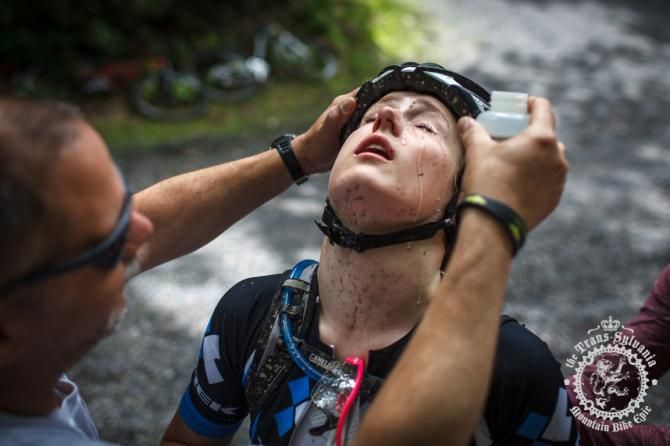 Ellen Noble gets an eye wash after a fast descen t with airborne mud and pollen