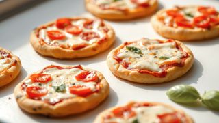 mini pizzas