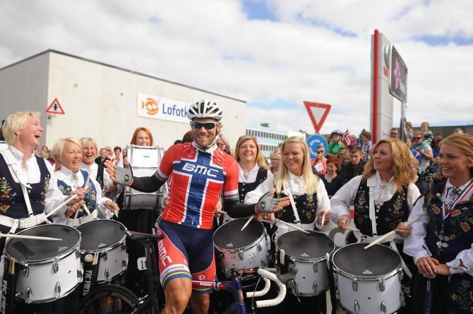 Thor Hushovd (BMC) draws a crowd at the Arctic Race of Norway