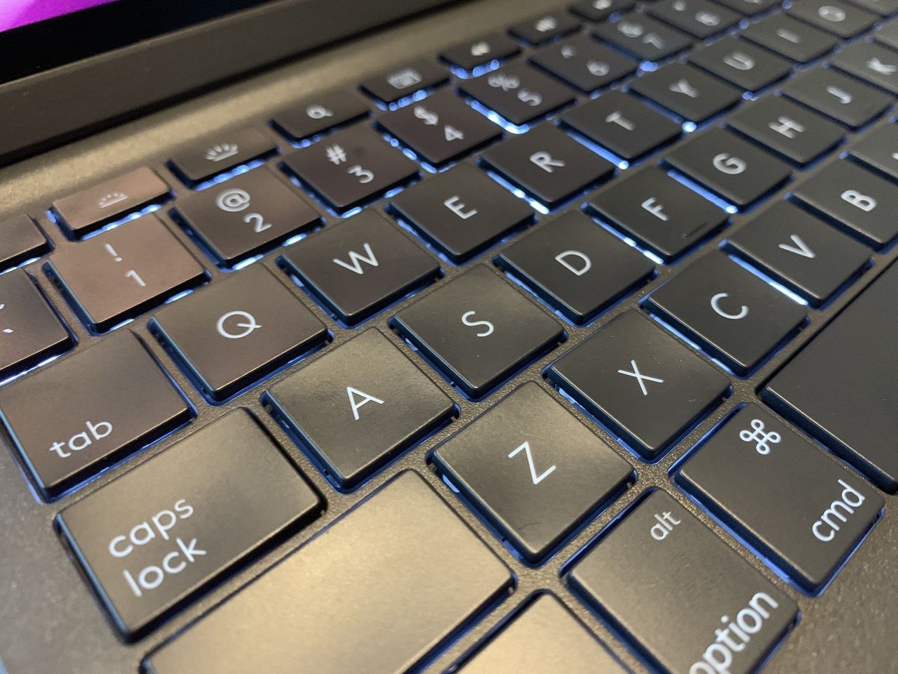 The backlit keys of the Logitech Folio Slim Pro