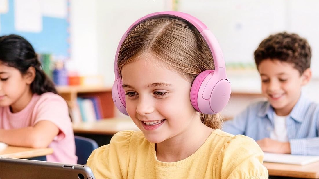 The Belkin SoundForm Mini 2 Kids Wireless Headphones on a child's head.
