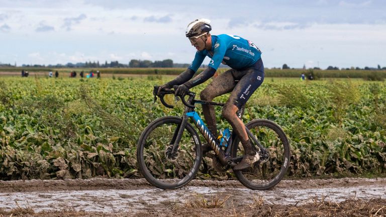 Matteo Jorgenson rides Zipp tubeless wheels at Paris-Roubaix