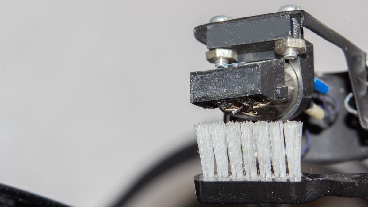 How to clean your turntable, vinyl records, and stylus TechRadar