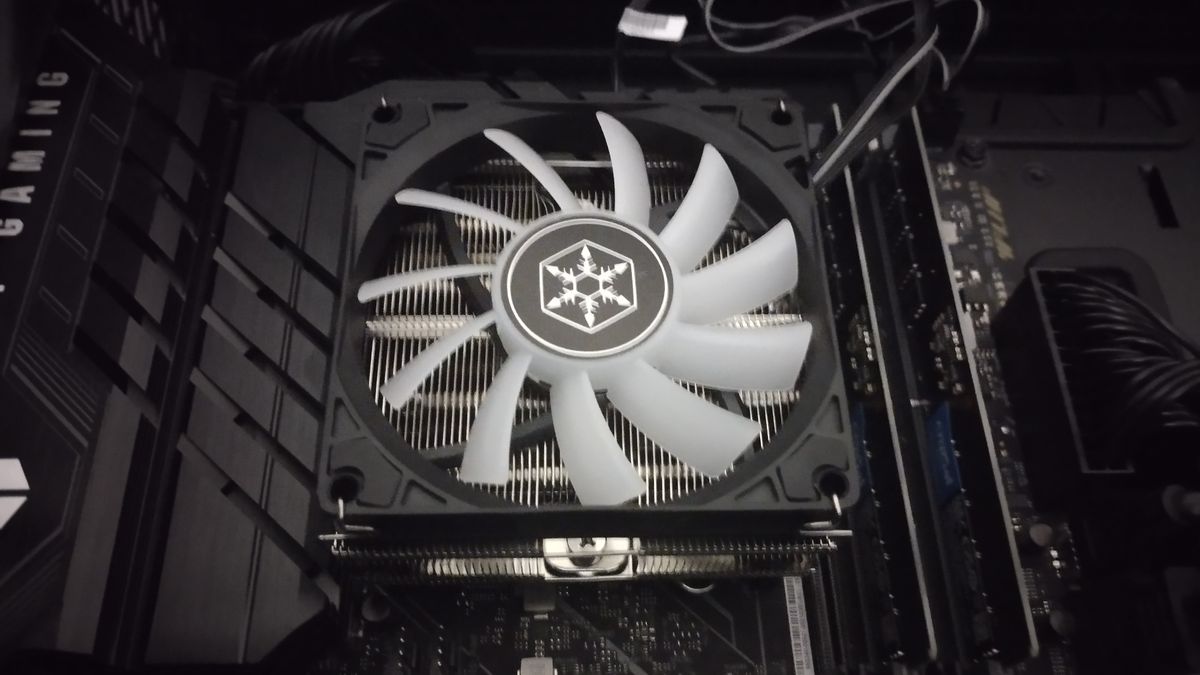 SilverStone Hydrogon H90 ARGB Review: Low Profile for Mid-Range CPUs ...