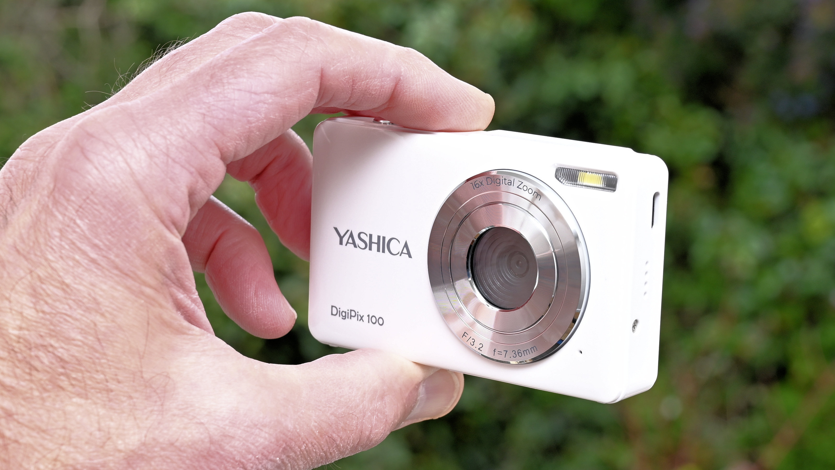 Yashica DigiPix 100 product image