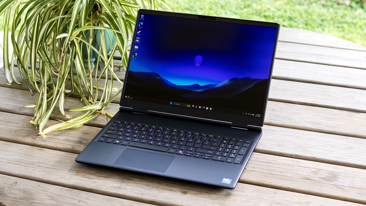 Alienware 16X Aurora