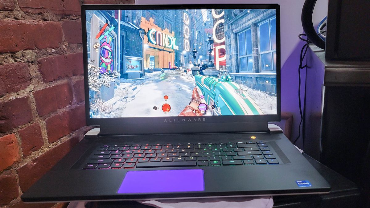 Alienware 17 review: A little slimmer and lighter, but still not