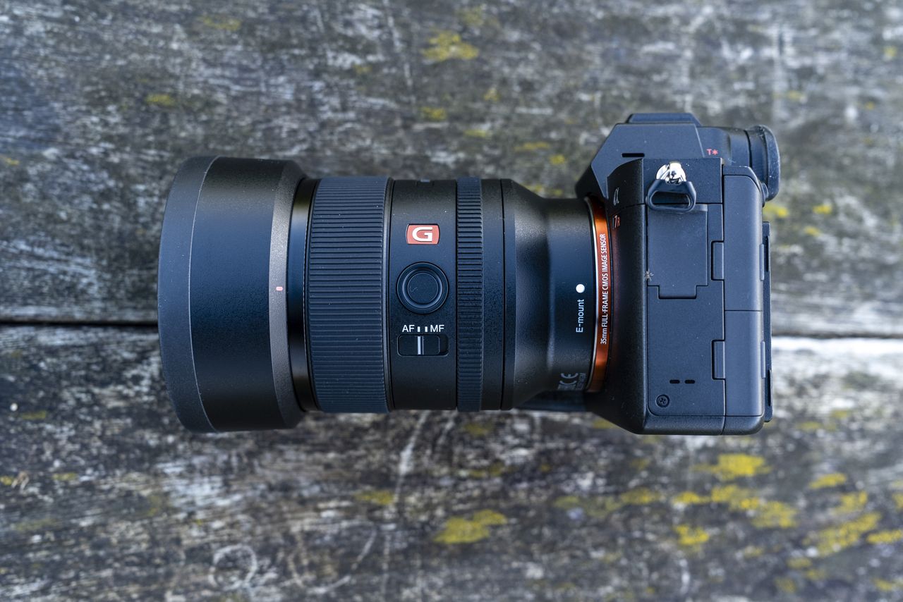 Sony FE 35mm f/1.4 GM lens