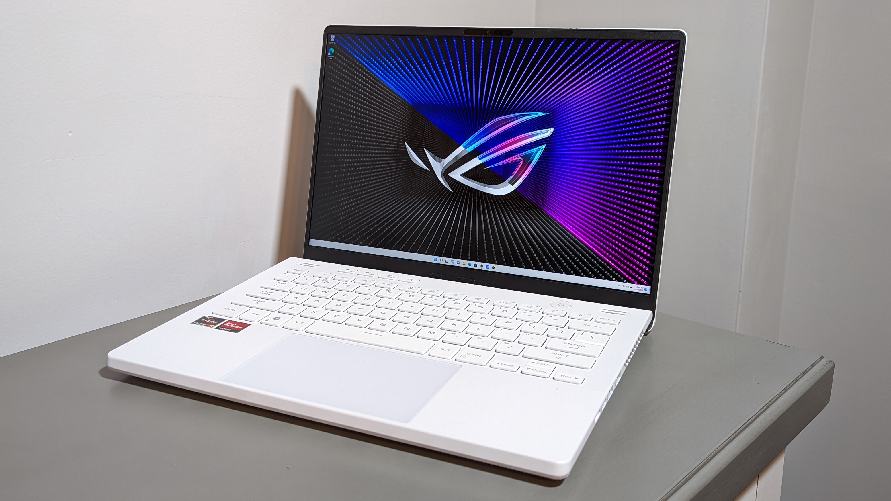 Asus ROG Zephyrus G14 2022 review: An AMD champion - and victim