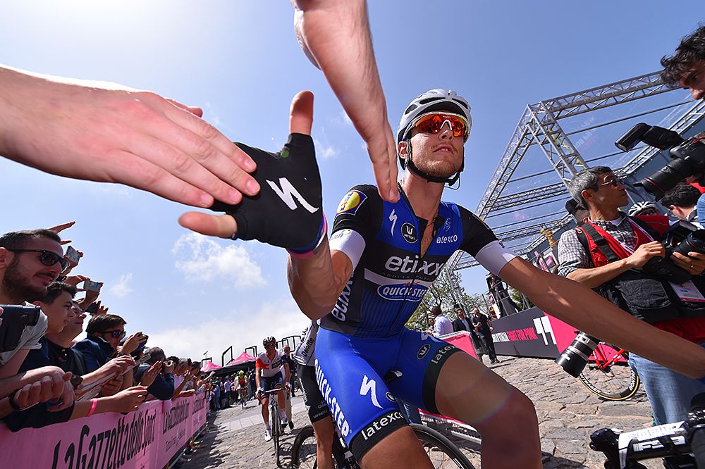 Etixx-QuickStep head to the start line - Stage 4 at the Giro d'Italia