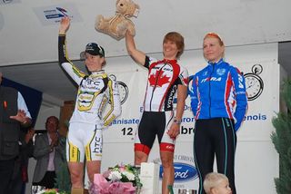 Judith Arndt, Anne Samplonius and Olga Zabelinskaya top the Chrono Champenois podium.