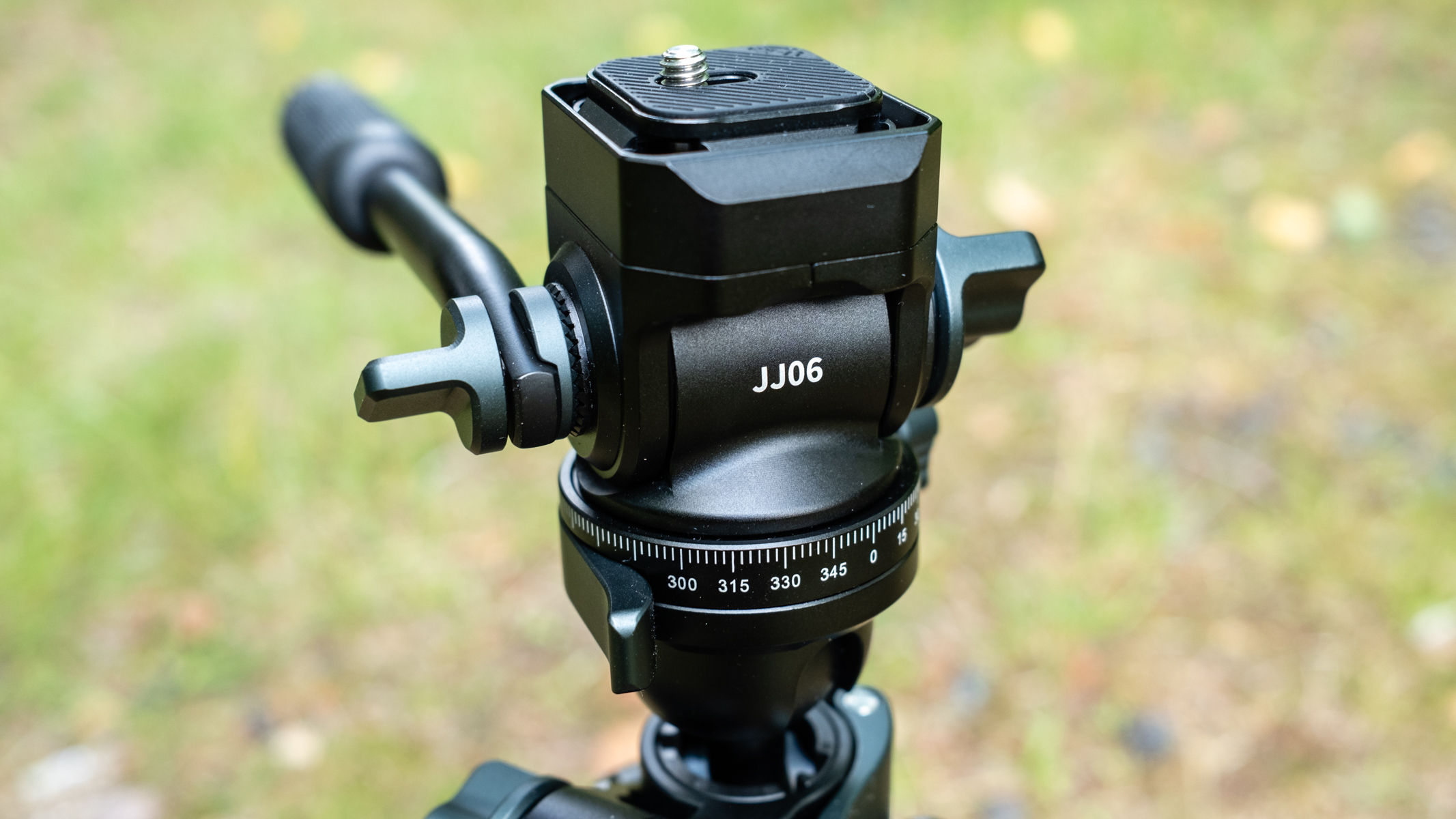 Ulanzi GlideGo Travel Tripod video ball head