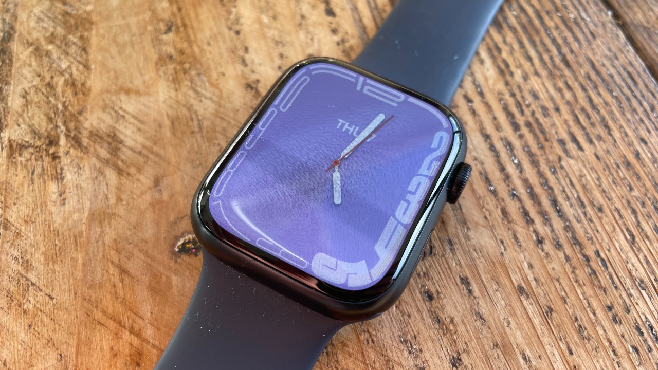 Apple Watch Series 7 Review: Big Screen, But Not A Big Upgrade