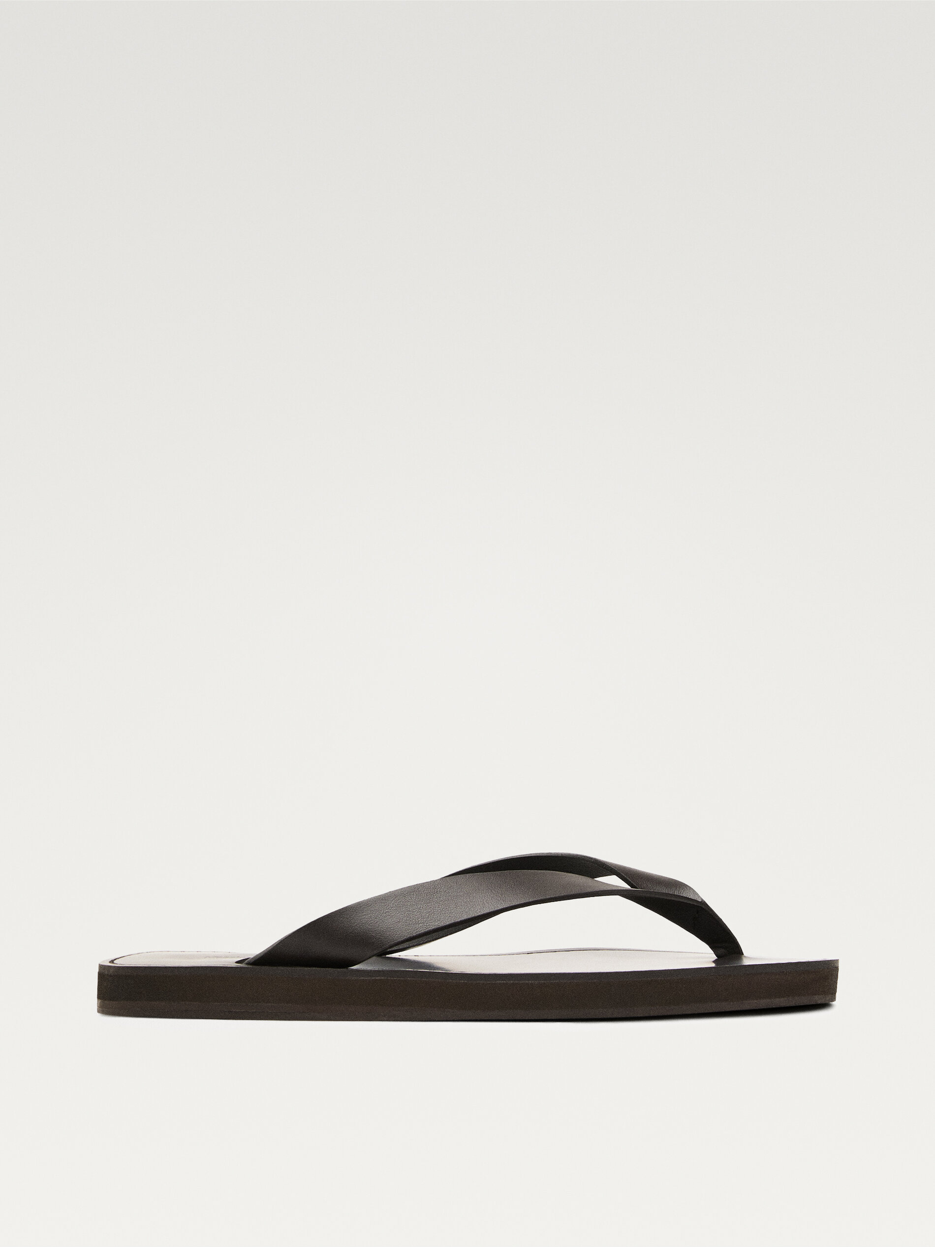 Leather Sandals With Toe Divider