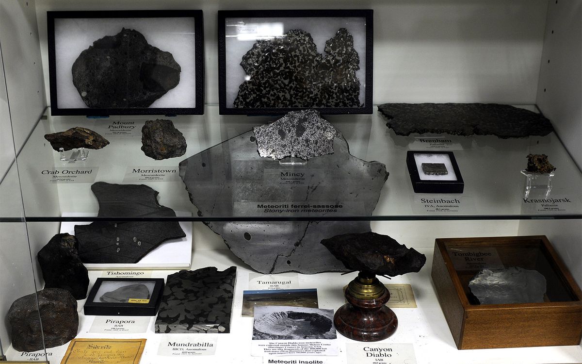 Vatican Observatory&#039;s meteorite collection