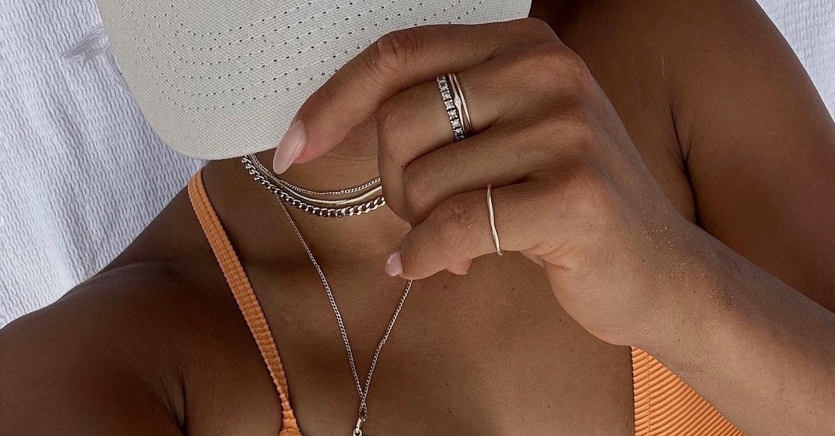 These 12 Beach-Bag Beauty Essentials are Editor-Approved