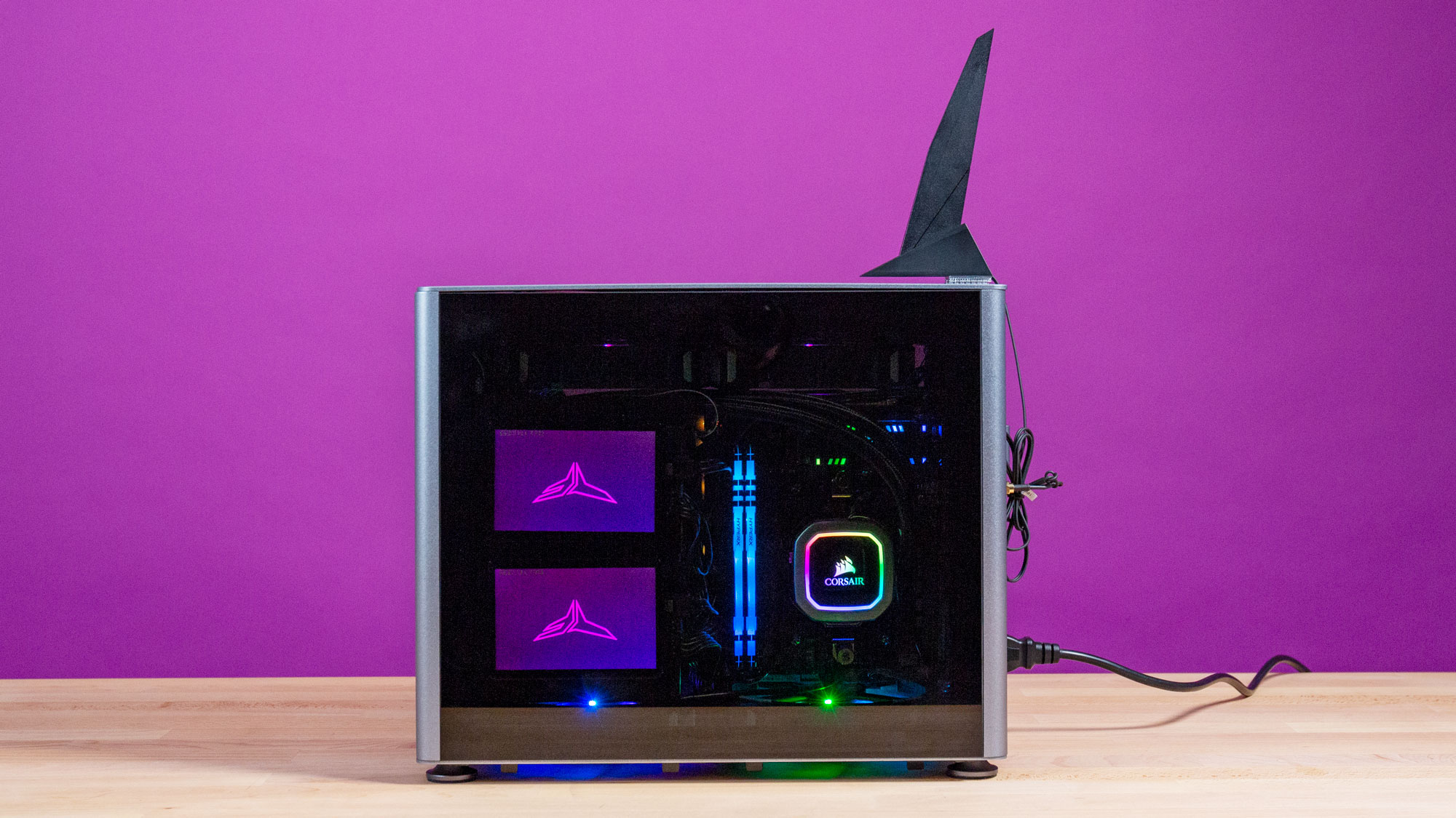 The Rgbaby: How We Built A Mini Itx Rgb Gaming Pc | Tom'S Hardware