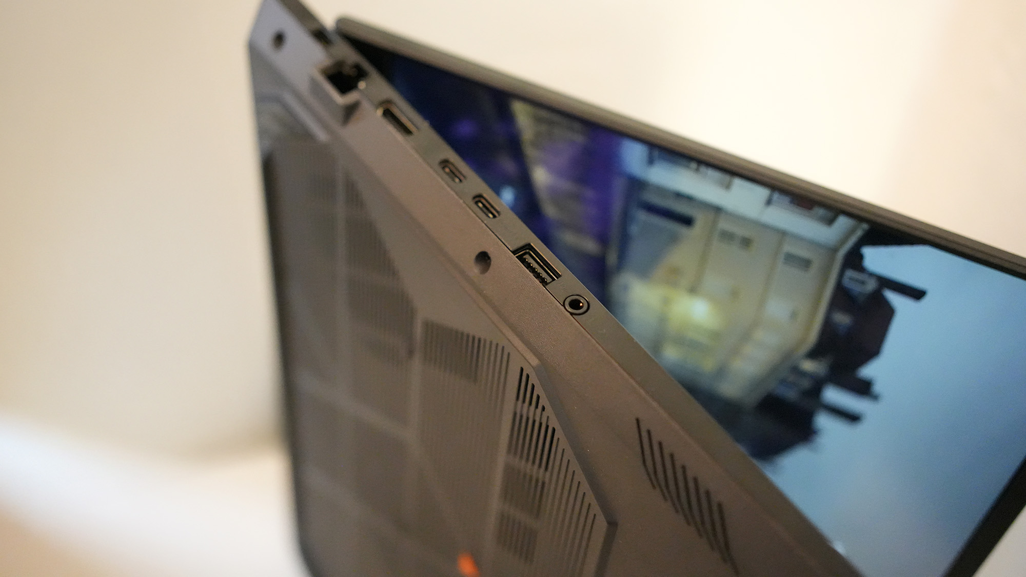 ASUS TUF Gaming A16 2025