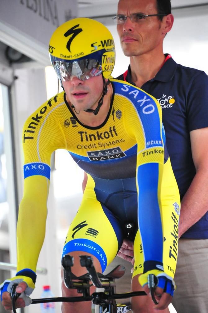 Contador on the start ramp