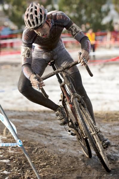 U23 silver medalist Chance Noble (California Giant Berry) concentrates on cornering.