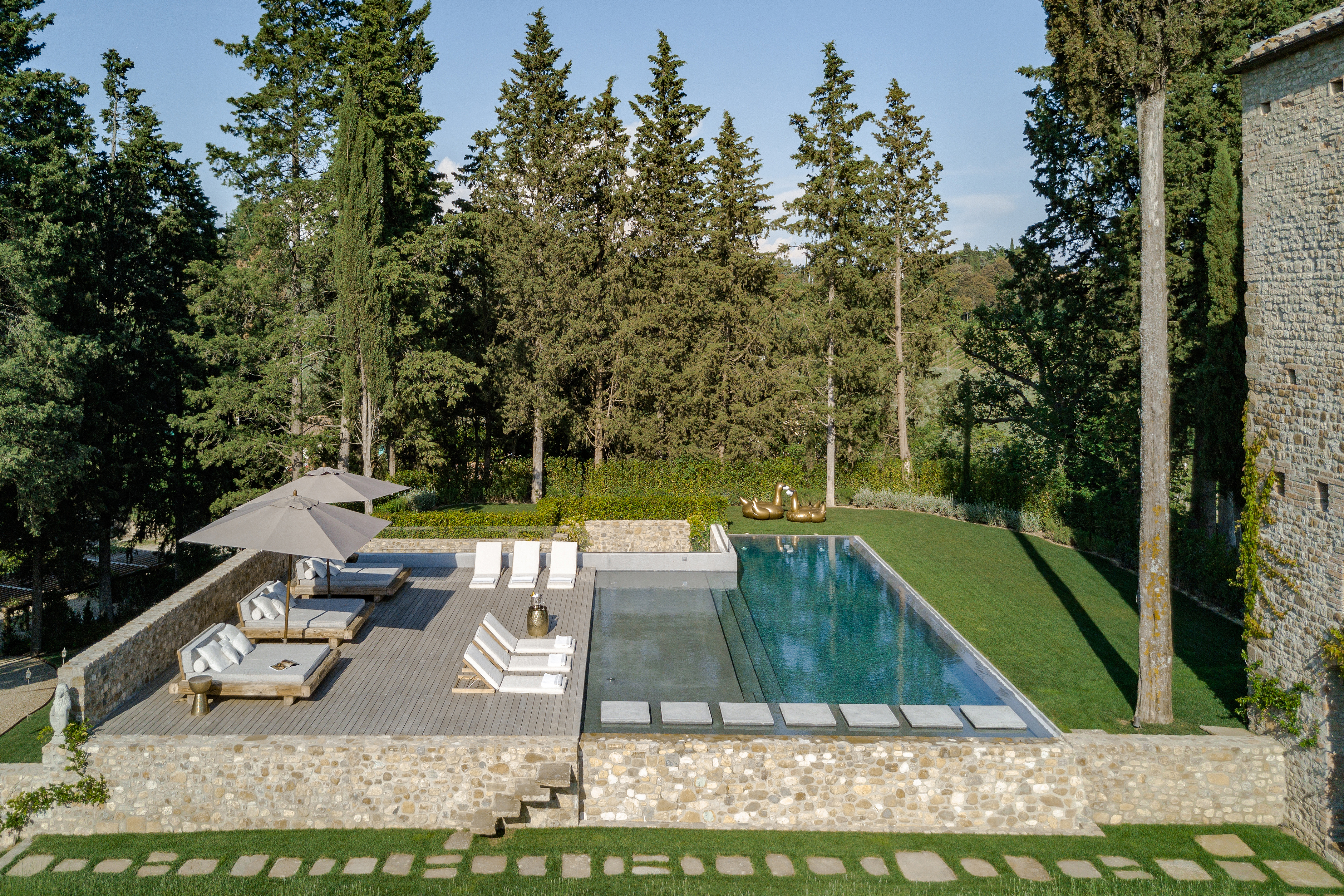 Property for sale with beautiful kitchen: Strada Noce, Barberino Tavarnelle, Florence, Italy.