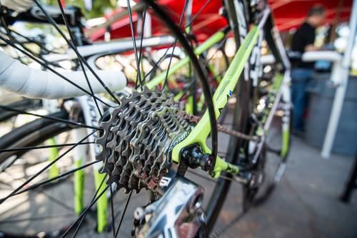 An added 16-tooth cog brings the rear to 11 options
