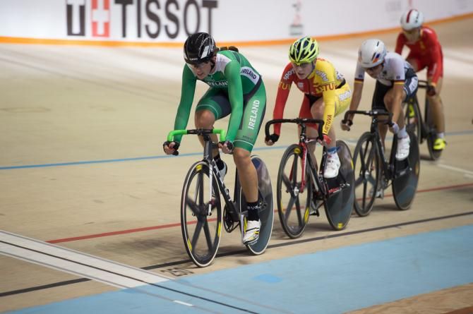 Action from the women's points race