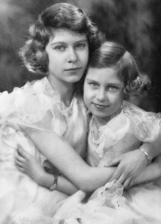 A young Princess Elizabeth and Princess Margaret