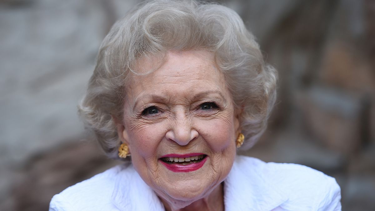 Actress Betty White attends The Greater Los Angeles Zoo Association&#039;s (GLAZA) 45th Annual Beastly Ball at the Los Angeles Zoo on June 20, 2015 in Los Angeles, California.