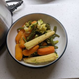 Steamed vegetables made in the Crockpot Turbo Express Electric Pressure Cooker