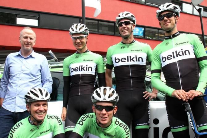 Belkin CEO Chet Pipkin, Wilco Kelderman, Michiel Elijzen, Maarten Tjallingi, Erik Dekker and Jetse Bole model their new kit ahead of the Tour