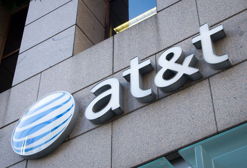 These are the AT&T phones that will still work after the 3G shutdown ...