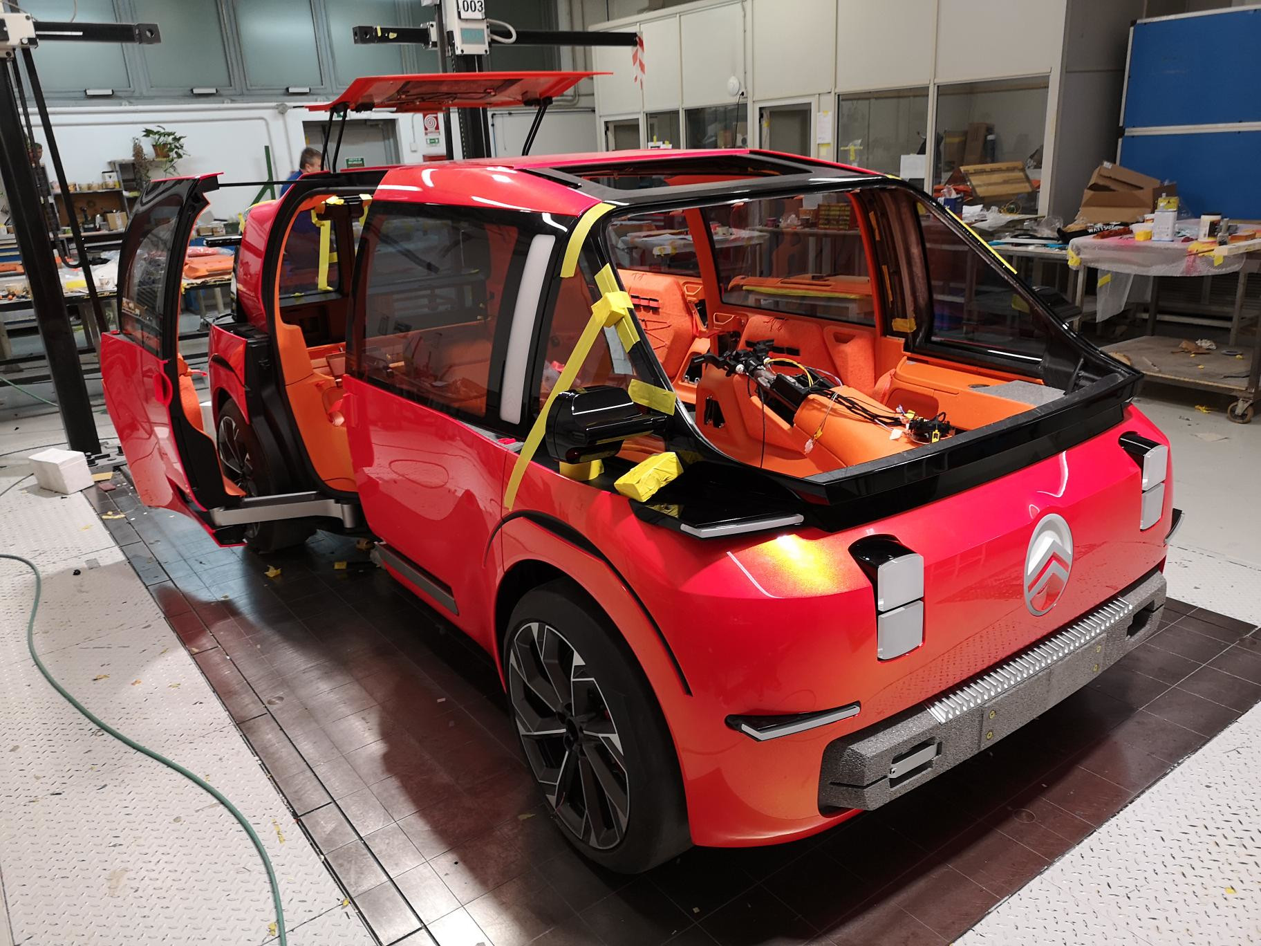 The concept takes shape in Citro&amp;euml;n's design studio