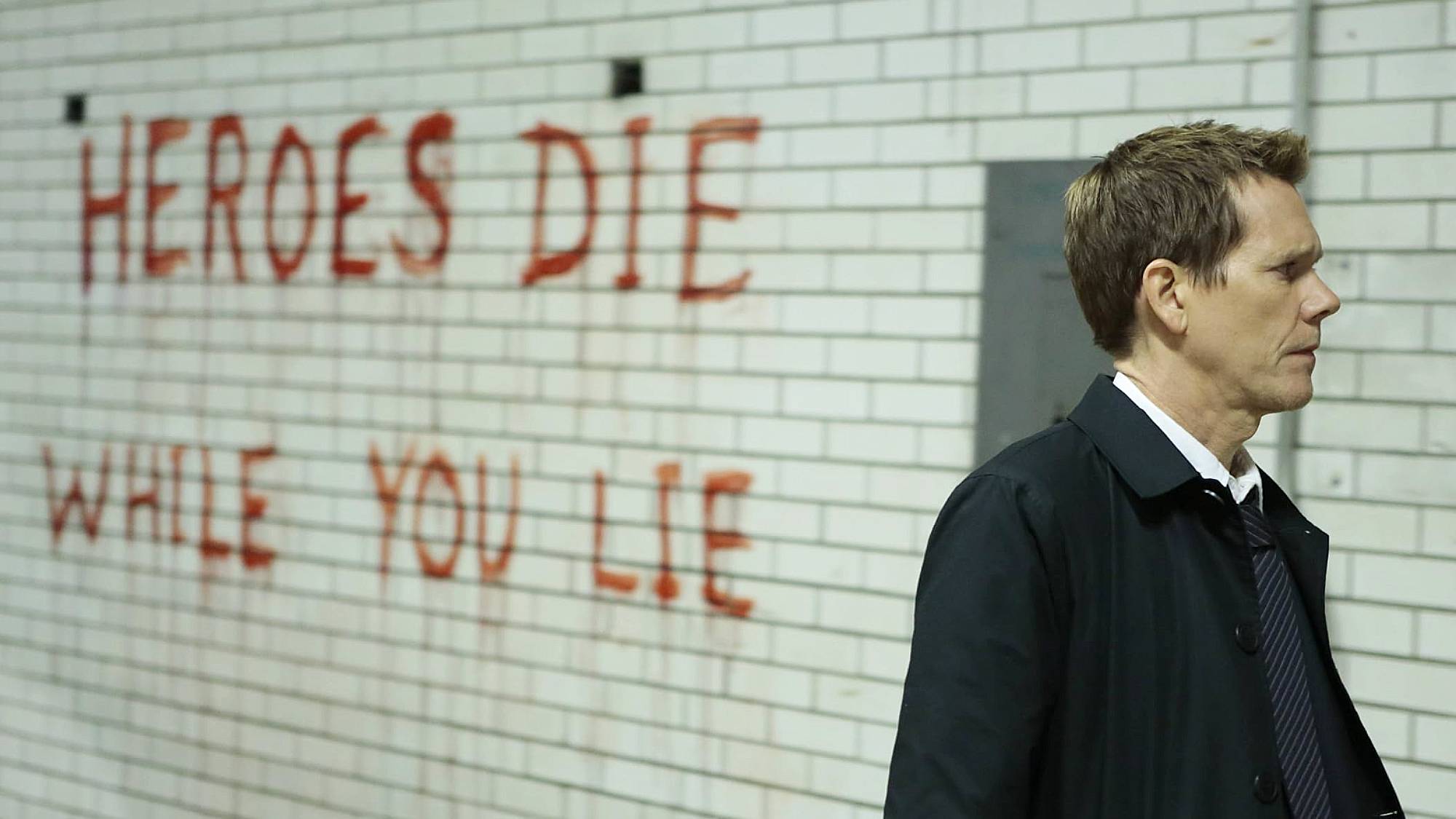 Kevin Bacon in "The Following" show (2013)